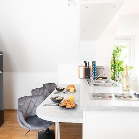 Comfy Downtown Loft - Self Check-In - Centre Of Graz Apartment Exterior photo