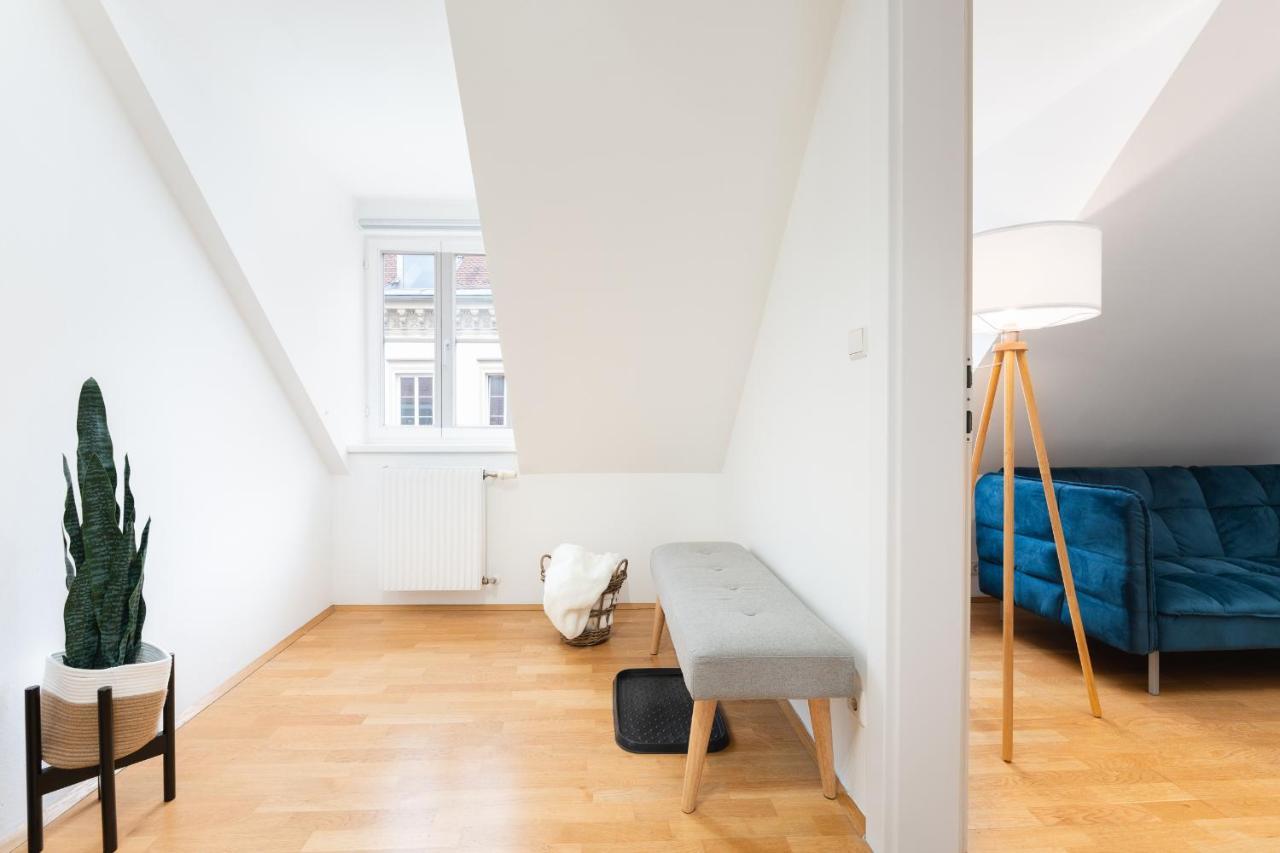 Comfy Downtown Loft - Self Check-In - Centre Of Graz Apartment Exterior photo